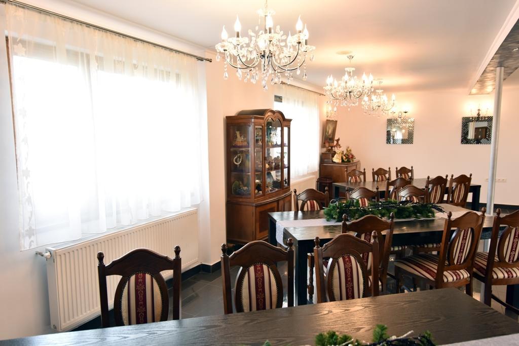 Pensiunea Casa Elena Agnita ภายนอก รูปภาพ