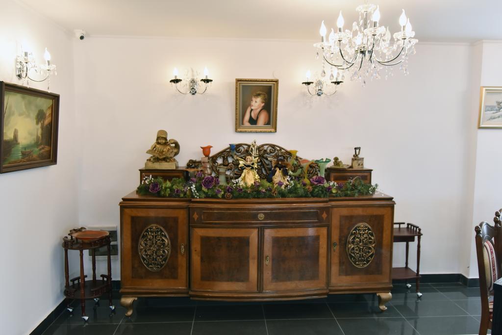 Pensiunea Casa Elena Agnita ภายนอก รูปภาพ